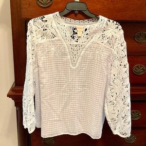 Chico’s White Lace Sleeved Shirt